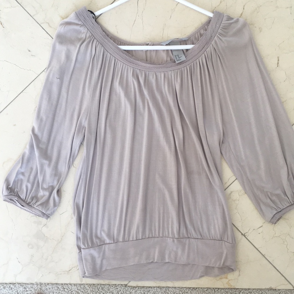 H&M Gray flowy blouse
